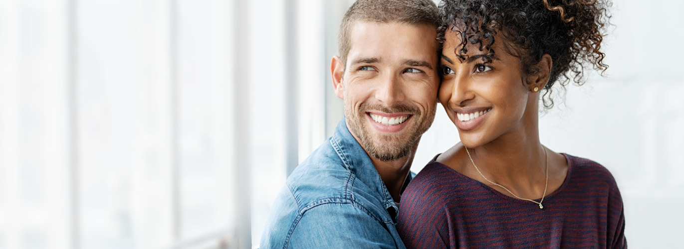 Smiling couple next to the headline ‘Moneytree, Your Financial Services Company’.